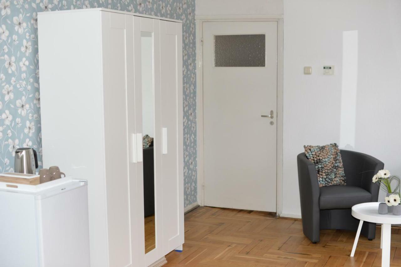 Bed And Breakfast Loft24 Heerlen Eksteriør billede